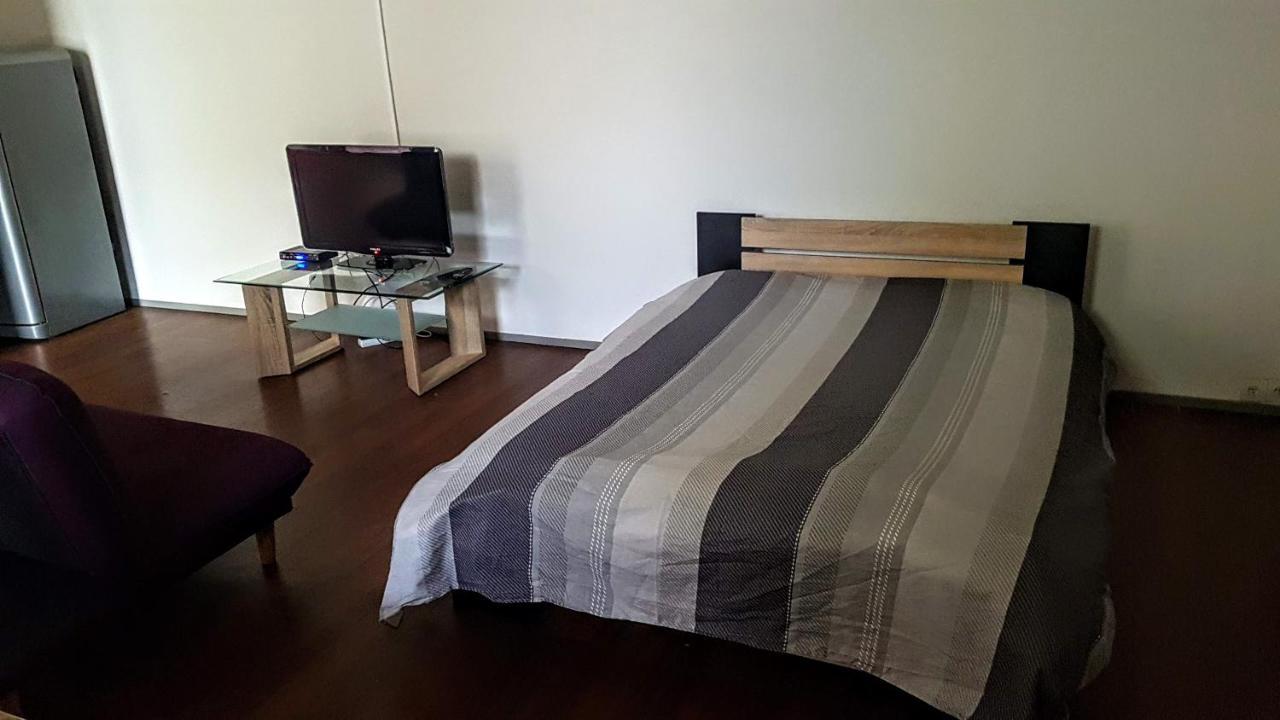 Grand Studio Et Jolies Chambres A Louer Passins ภายนอก รูปภาพ