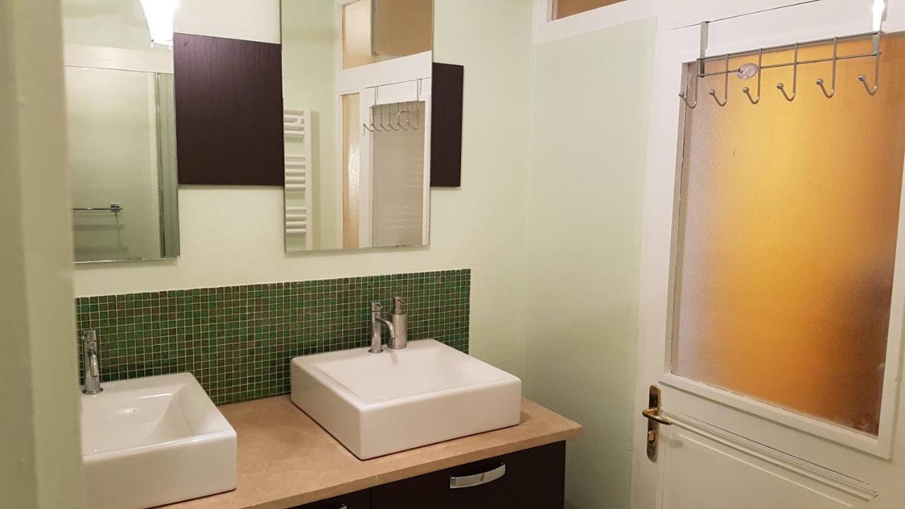 Grand Studio Et Jolies Chambres A Louer Passins ภายนอก รูปภาพ