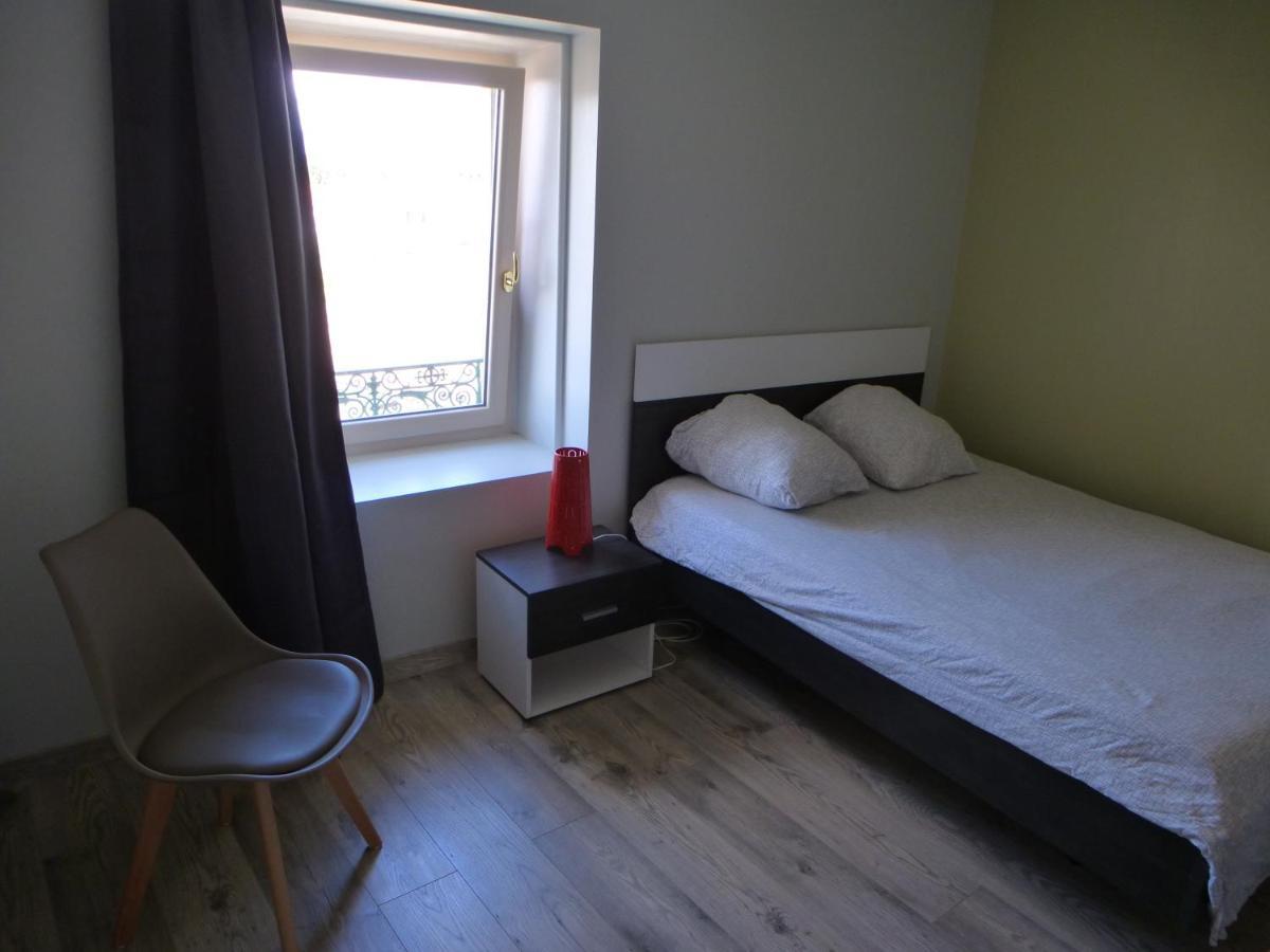 Grand Studio Et Jolies Chambres A Louer Passins ภายนอก รูปภาพ